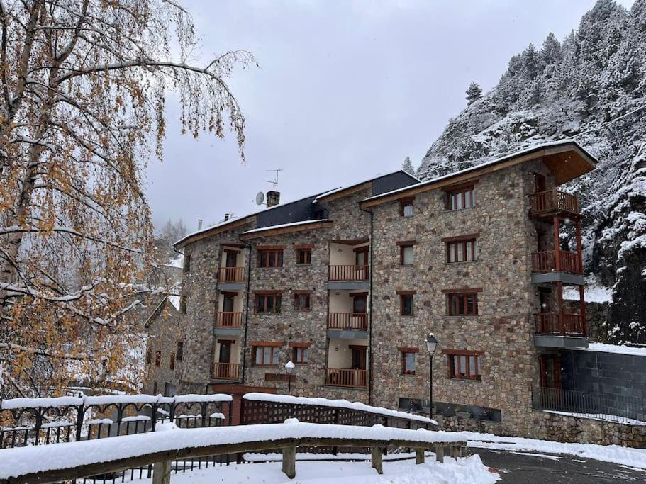 R Valle De Incles-Grandvalira Free Parking Канилло Экстерьер фото