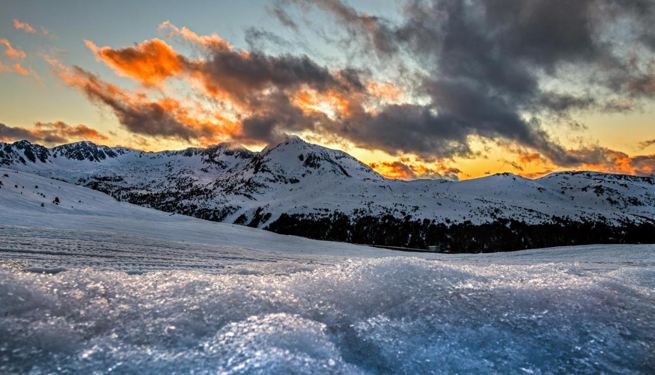 R Valle De Incles-Grandvalira Free Parking Канилло Экстерьер фото